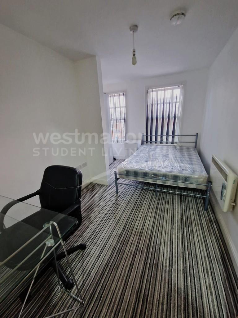 FLAT 11