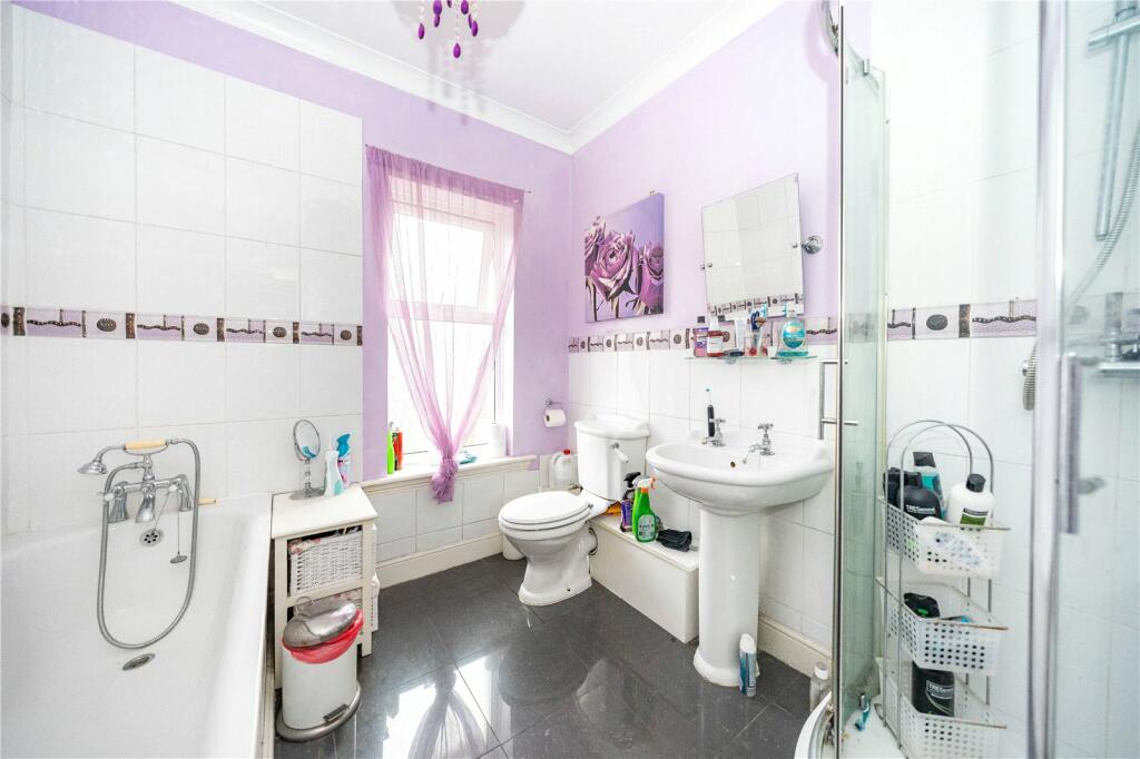 Main Bathroom