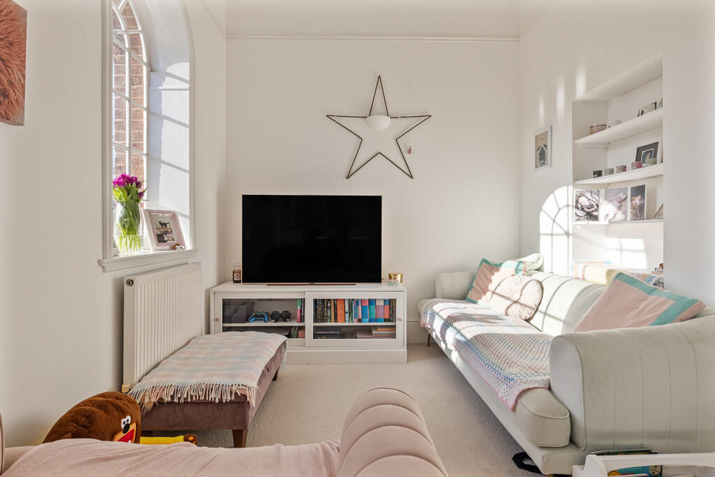 A11 - 4 Powderham...