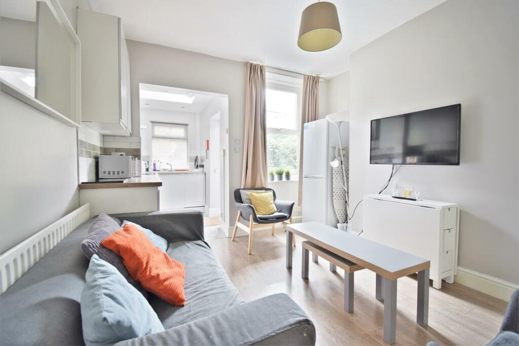 Student-accommodation.JPG