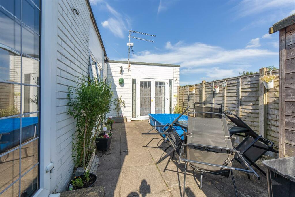 6 Picwic Green-10.jpg