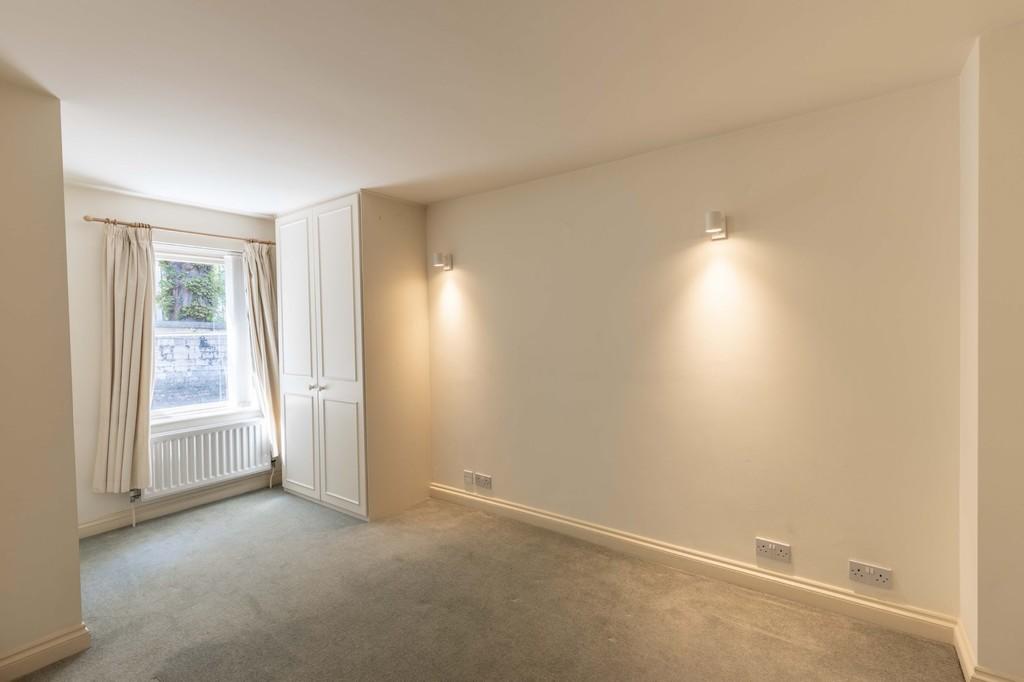 Bedroom 1 (with e...