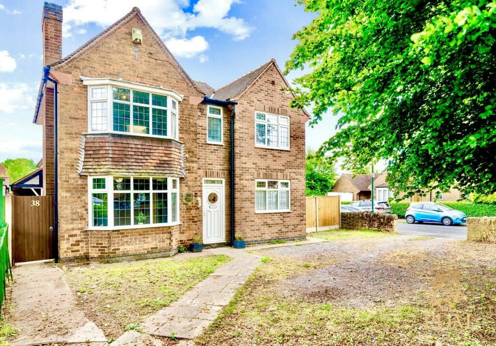 38 Russell Drive Wollaton Nottingham NG8 2BH