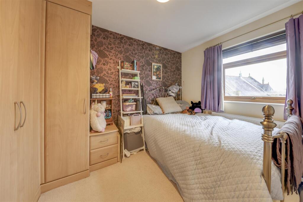 Bed 1