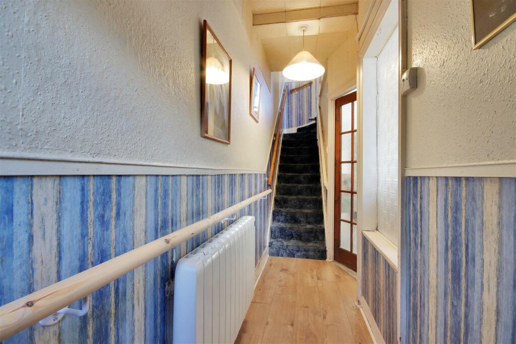 ENTRANCE HALLWAY
