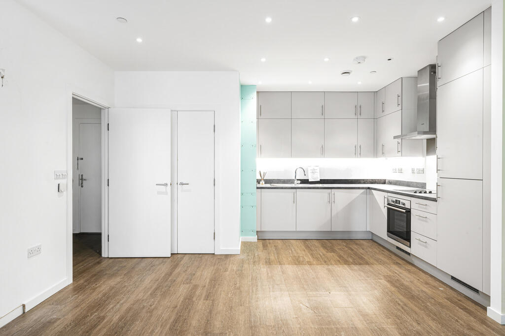 Reception/Kitchen