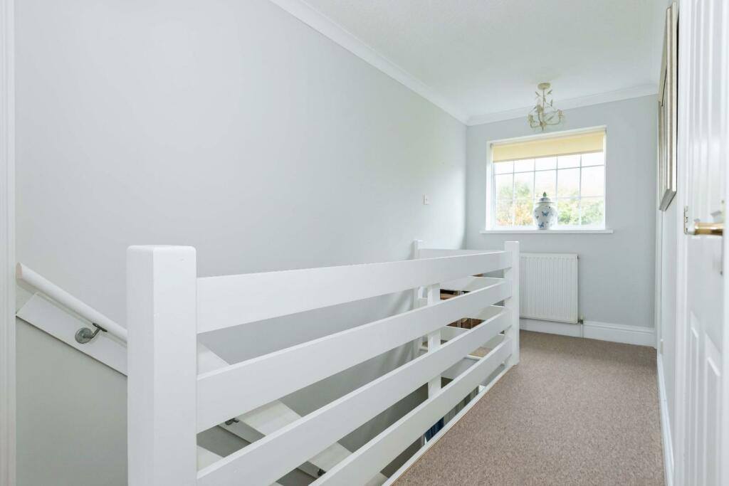 2 Orchard Mews_20.jpg