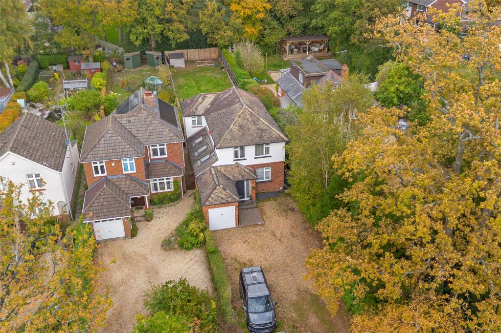 Wellington Road, Sandhurst, Berkshire, GU47