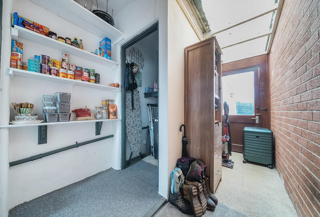 1332488-14-688cda...