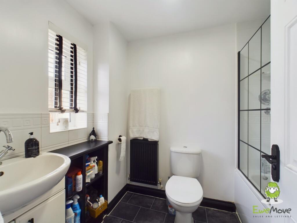 Ensuite Bathroom