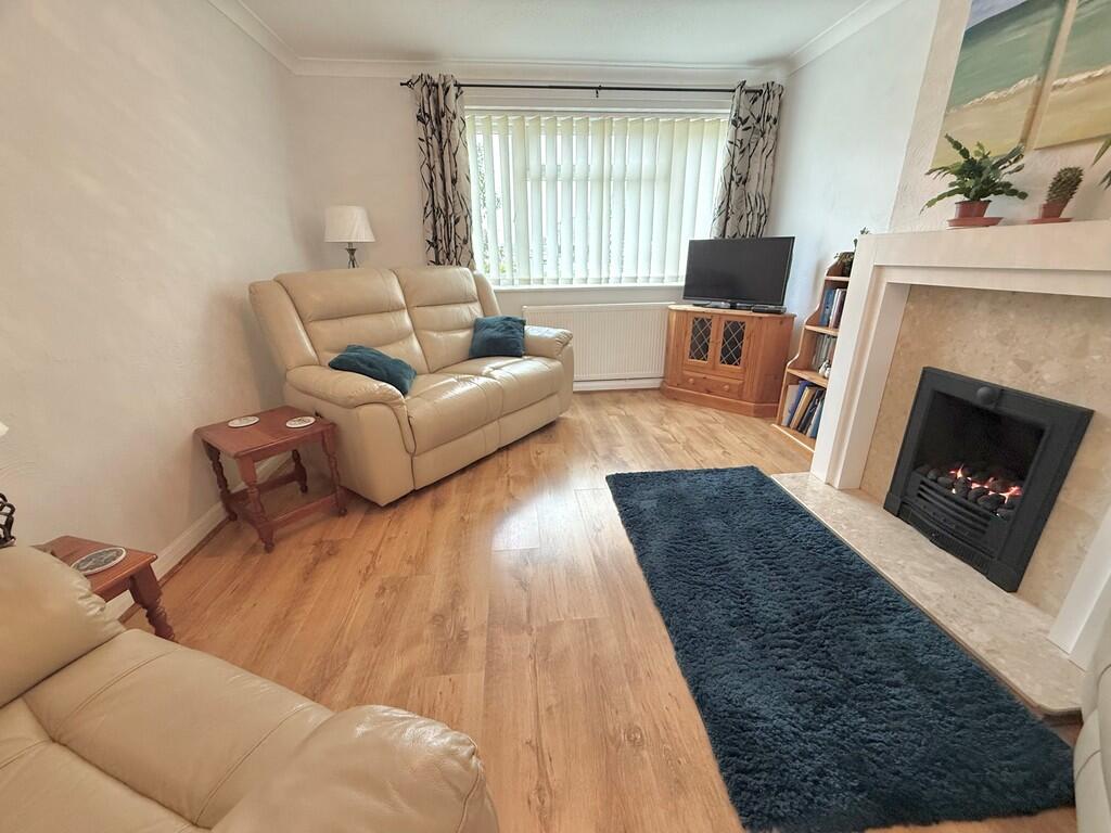 121 Mallon Dene L...