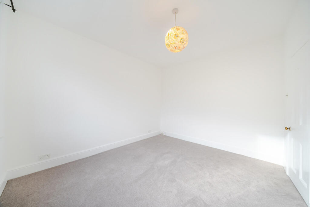 1375747-13-6908b2...