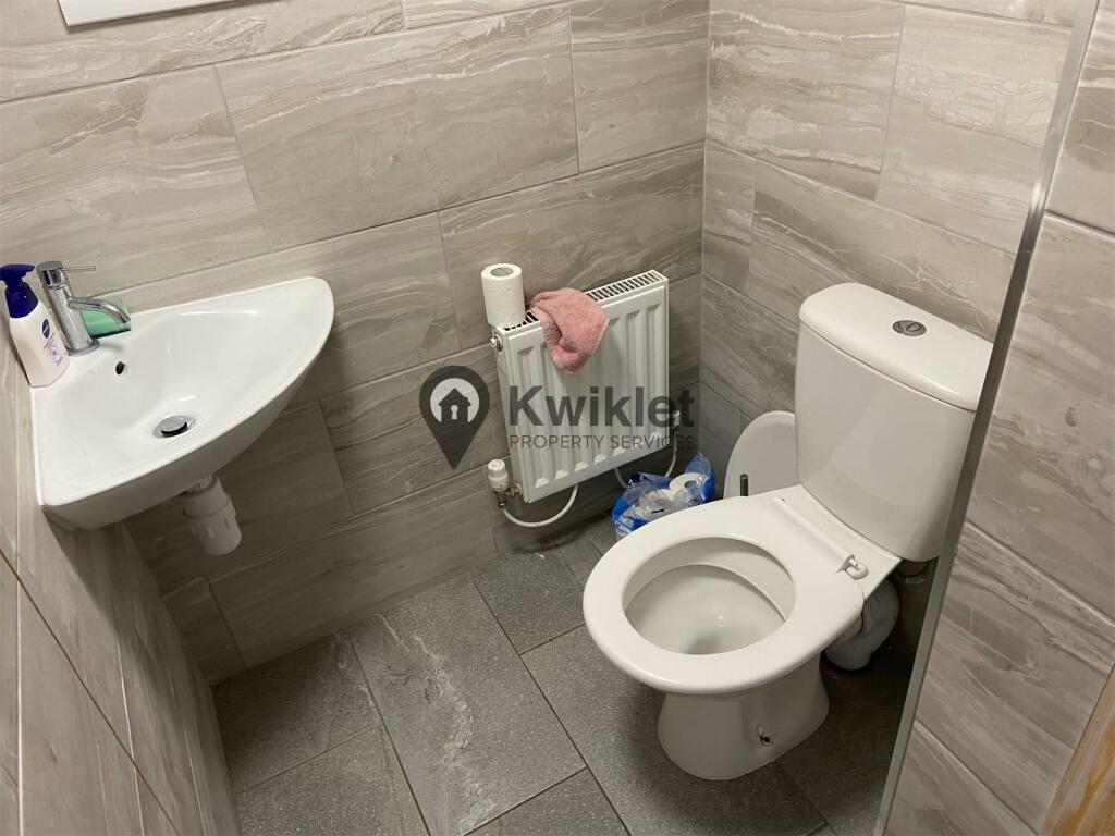 250015216_1582184338782326_5126325162156213801_n