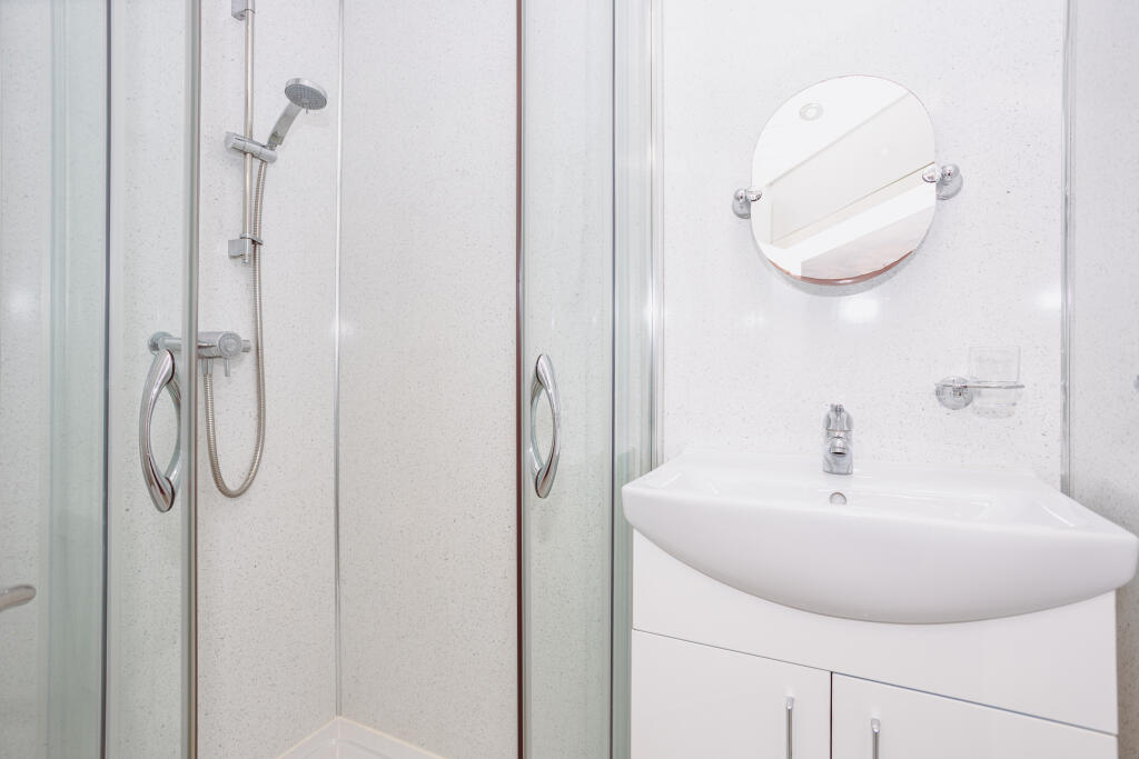 Ensuite Shower
