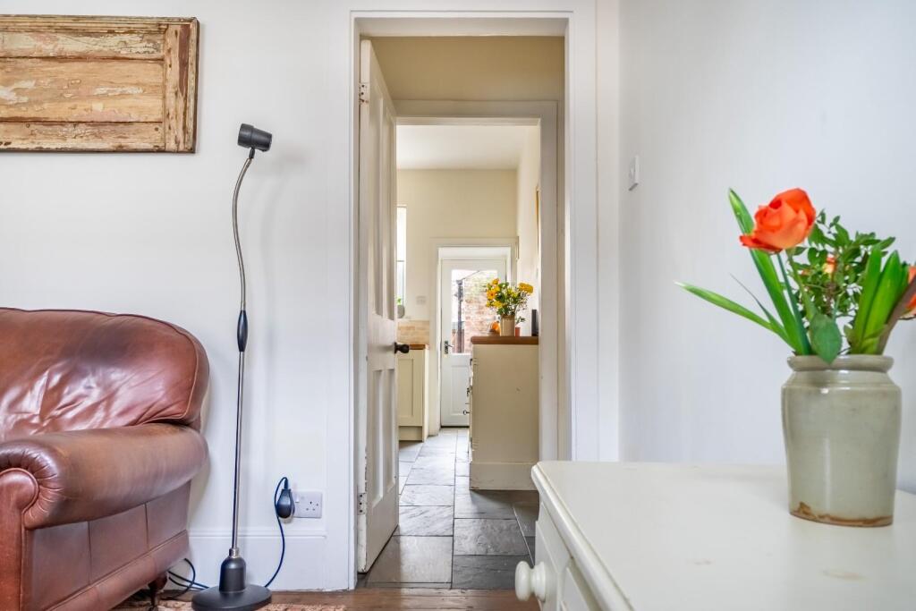 16 levisham stret-5.jpg