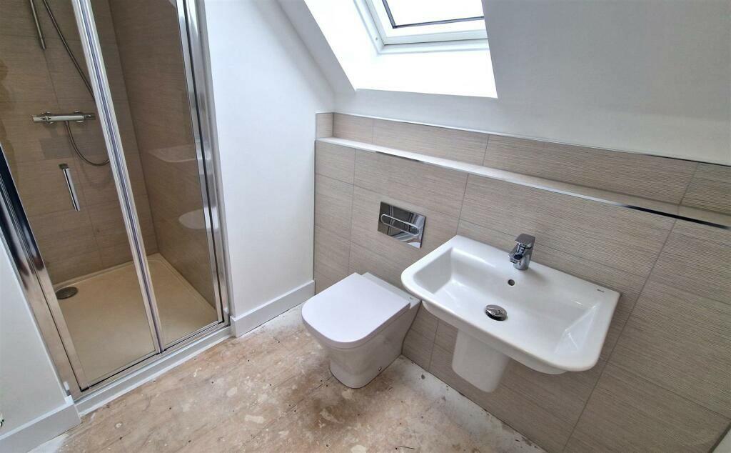 Master Ensuite