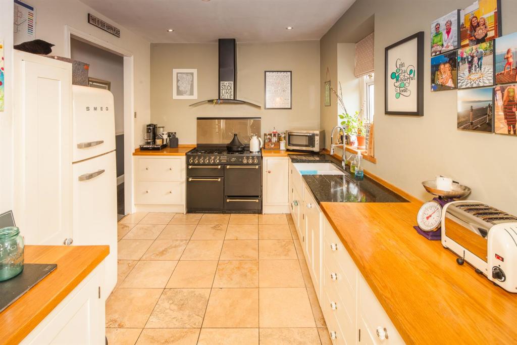 3_Beech_Road_Penarth-30.jpg