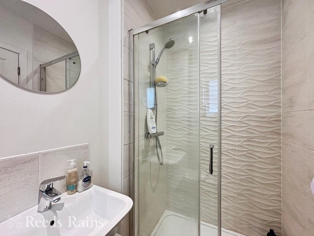 Bedroom 1 En Suite