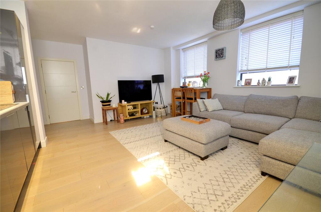 Lounge/Diner/Kitchen