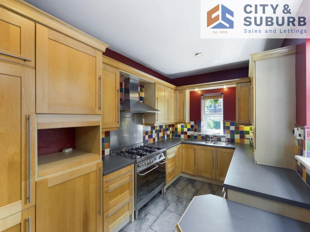 TT102 Kitchen