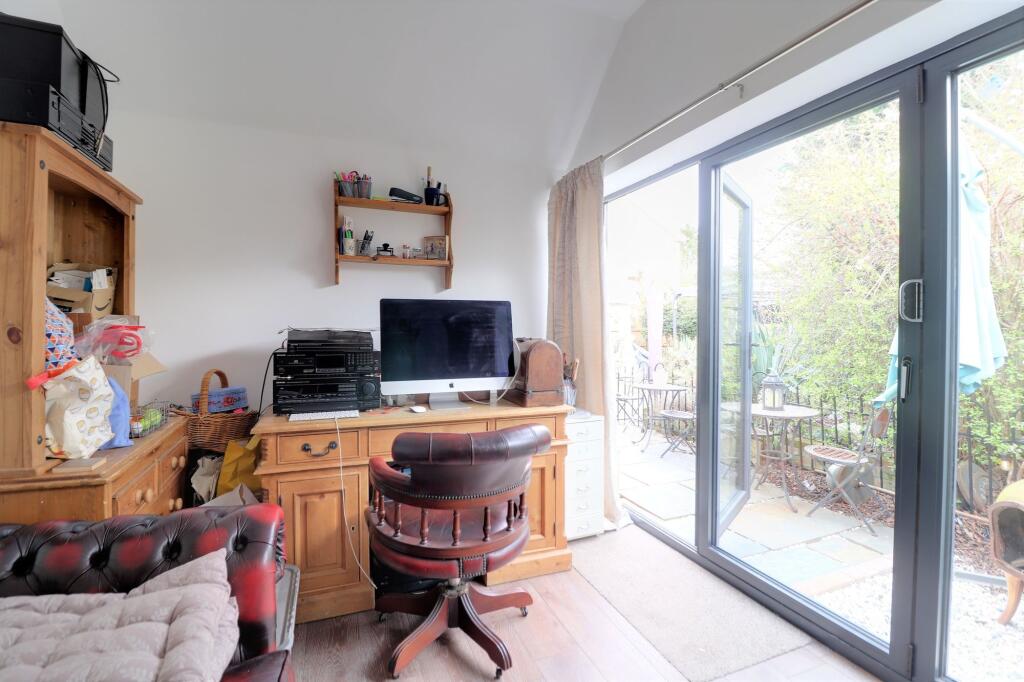 Office/Occasional Bedroom