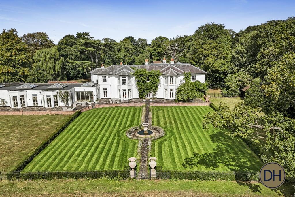 The White House Esta