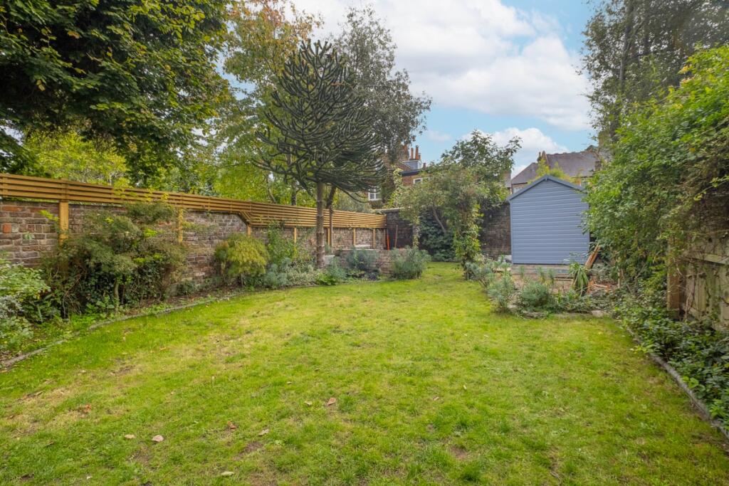 10-lancaster-road...