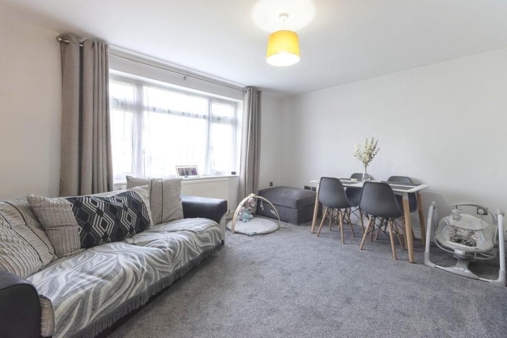 Living / Dining Room
