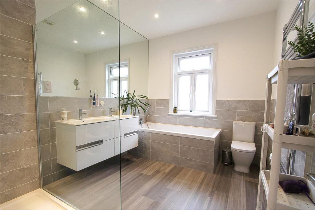 6kcEQoiJyEWDoreDWuQFpw (1).jpg