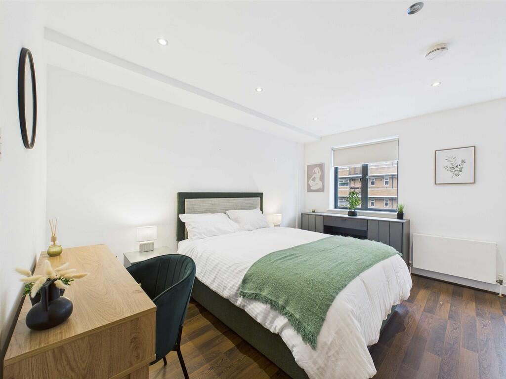 CAM03741G0-PR0087...