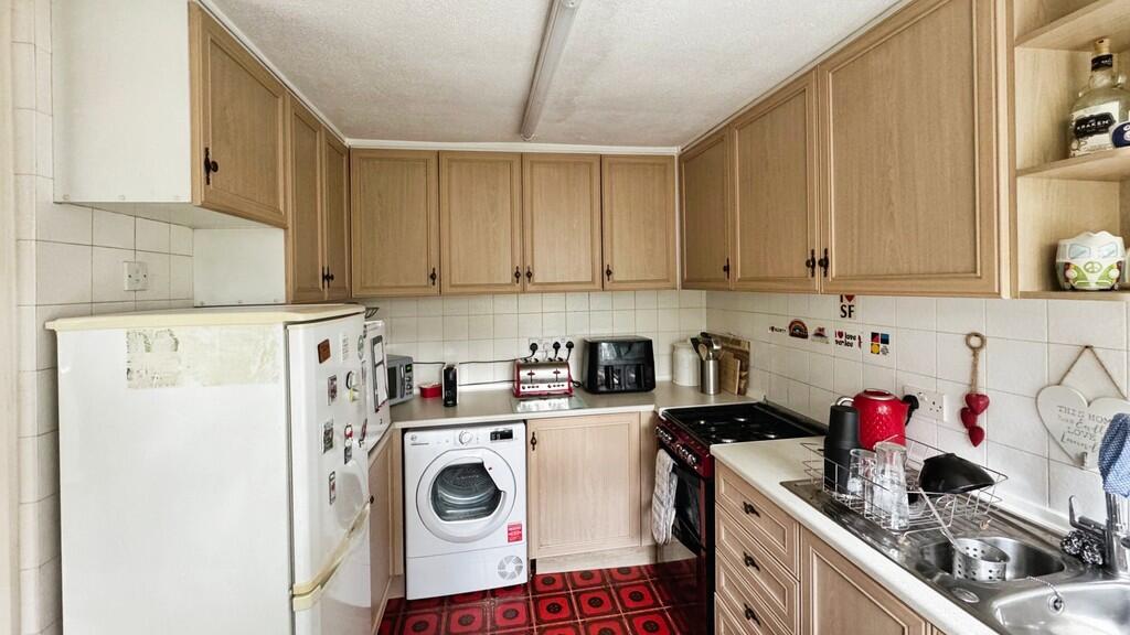 5f509660-image_pi...