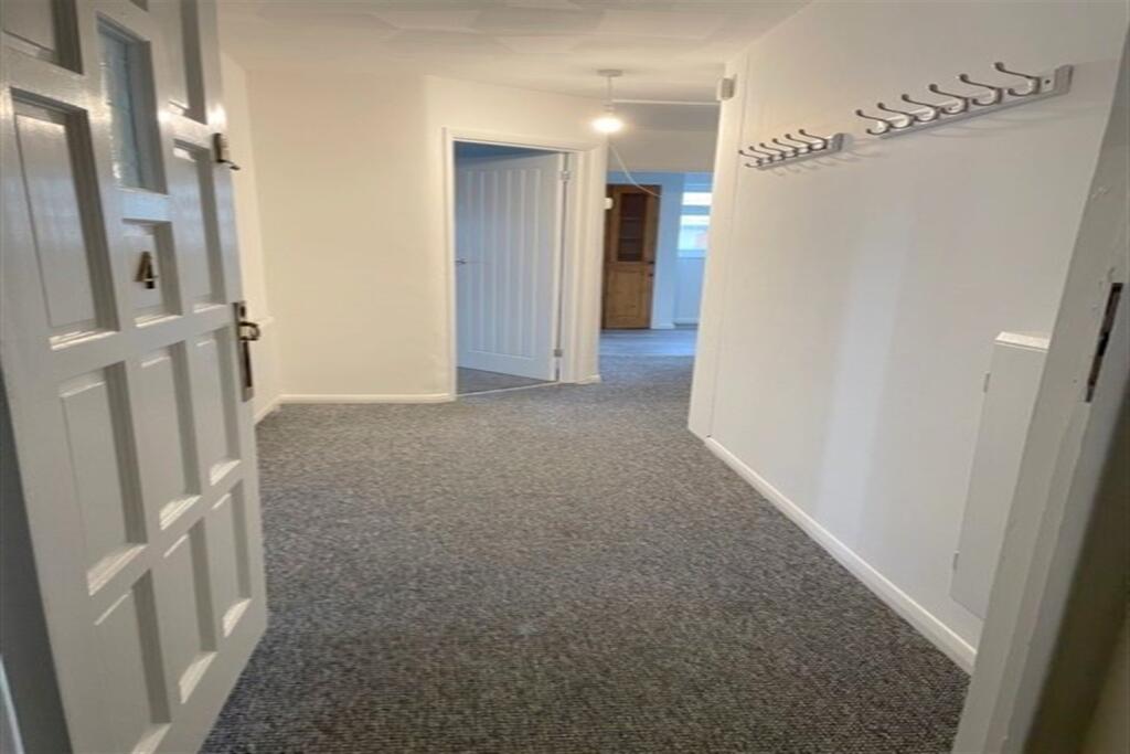 Entrance&#43;hallway