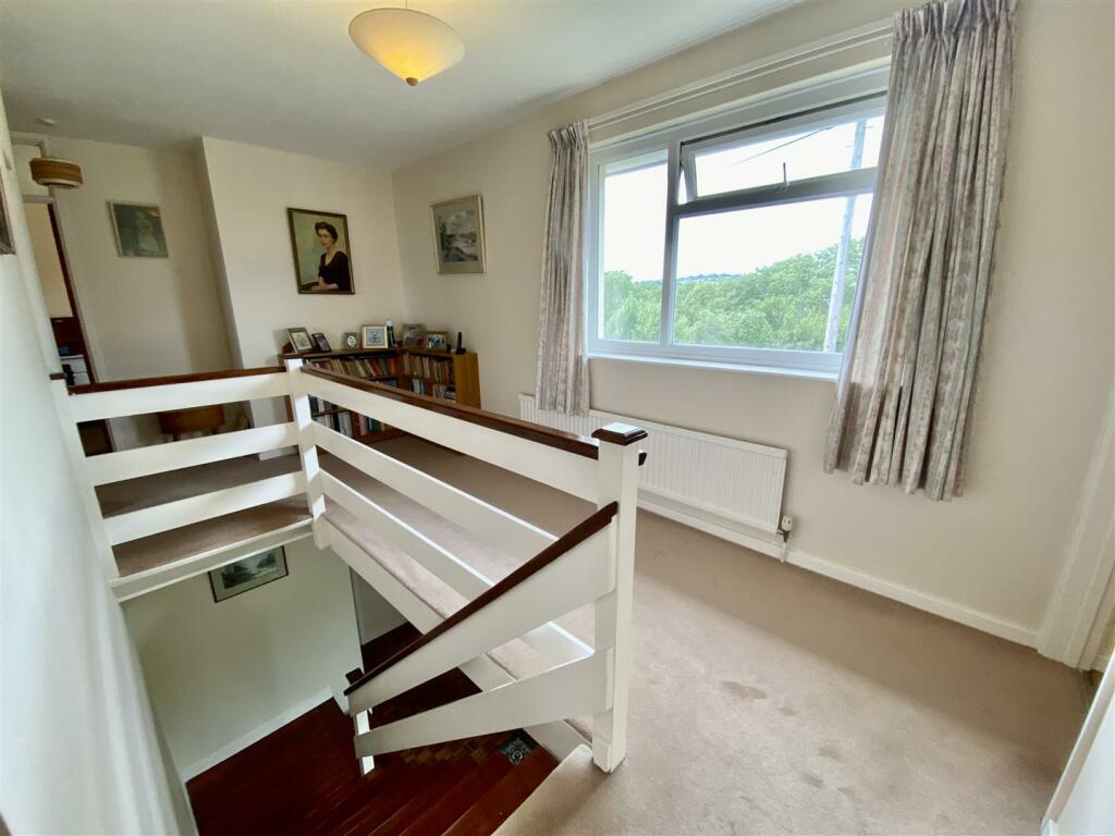 FIRST FLOOR STAIRS AND LANDING