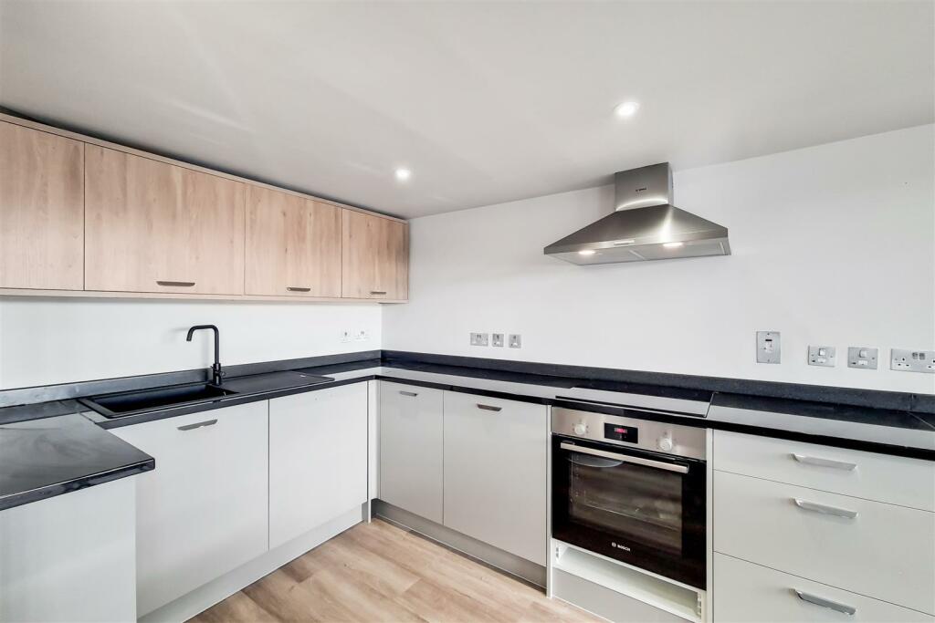 3_Kitchen Reception-3.jpg