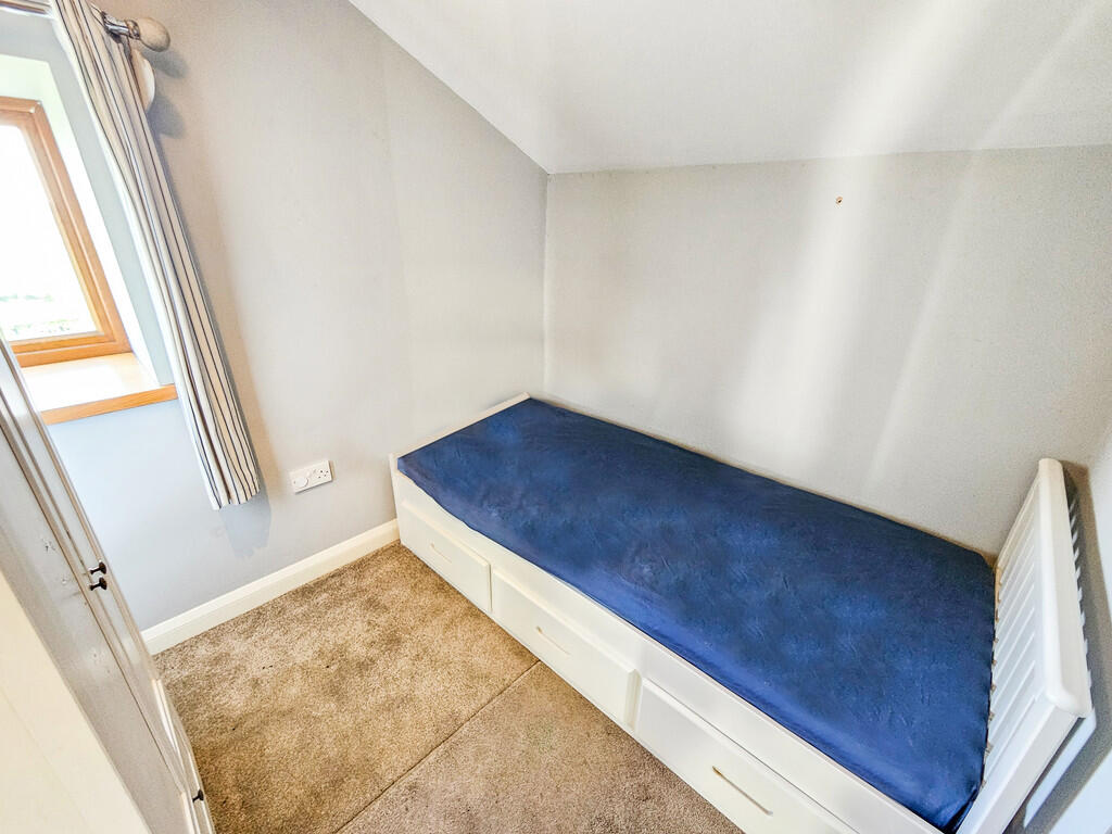 the cottage bed 2