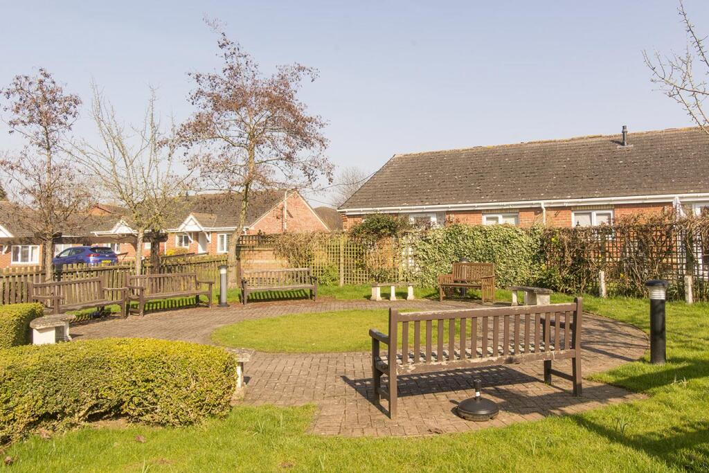 (Communal Gardens Photo)