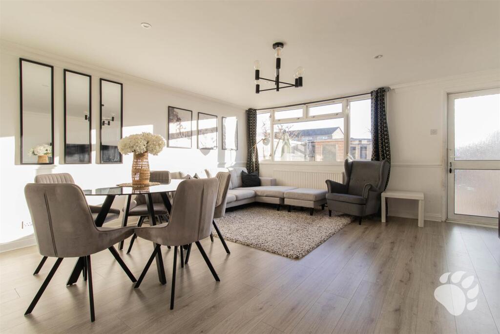Lounge / Diner