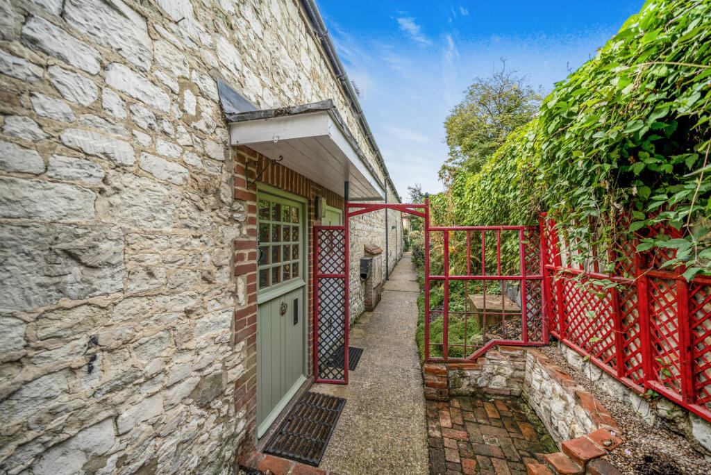 1346937-23-68b181...