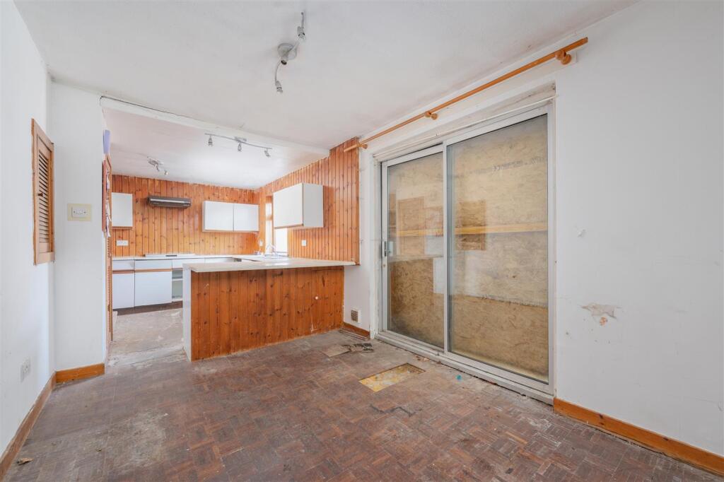 22CarnockRoad018.JPG