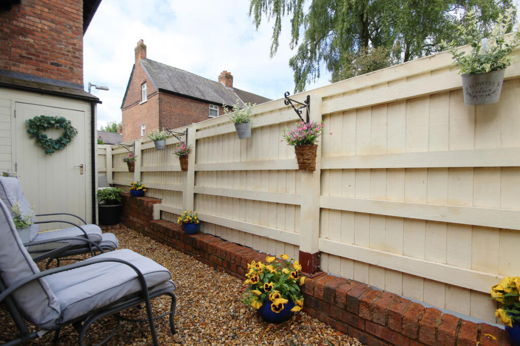 Rear Terrace 