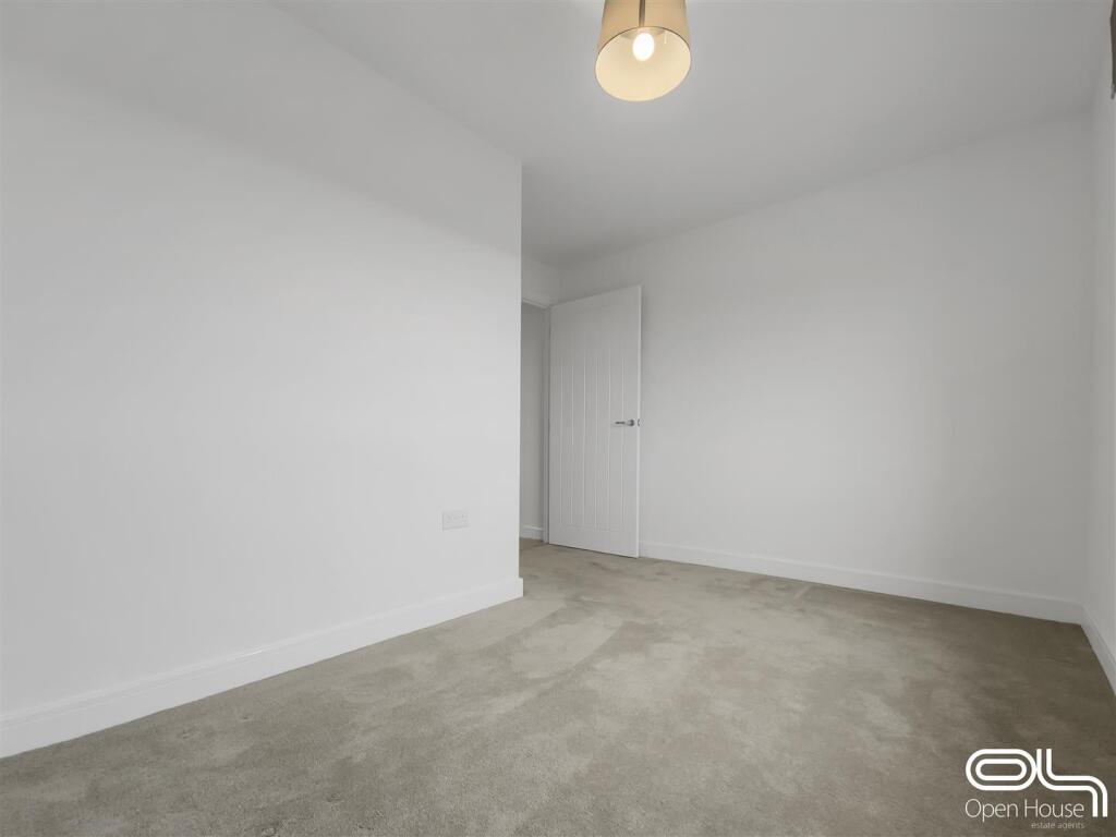 Rockcliffe Close, Swadlincote (39).jpg