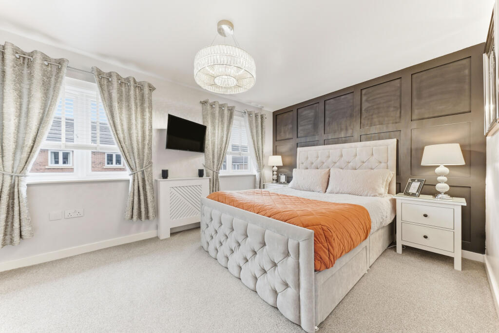 Main Bedroom