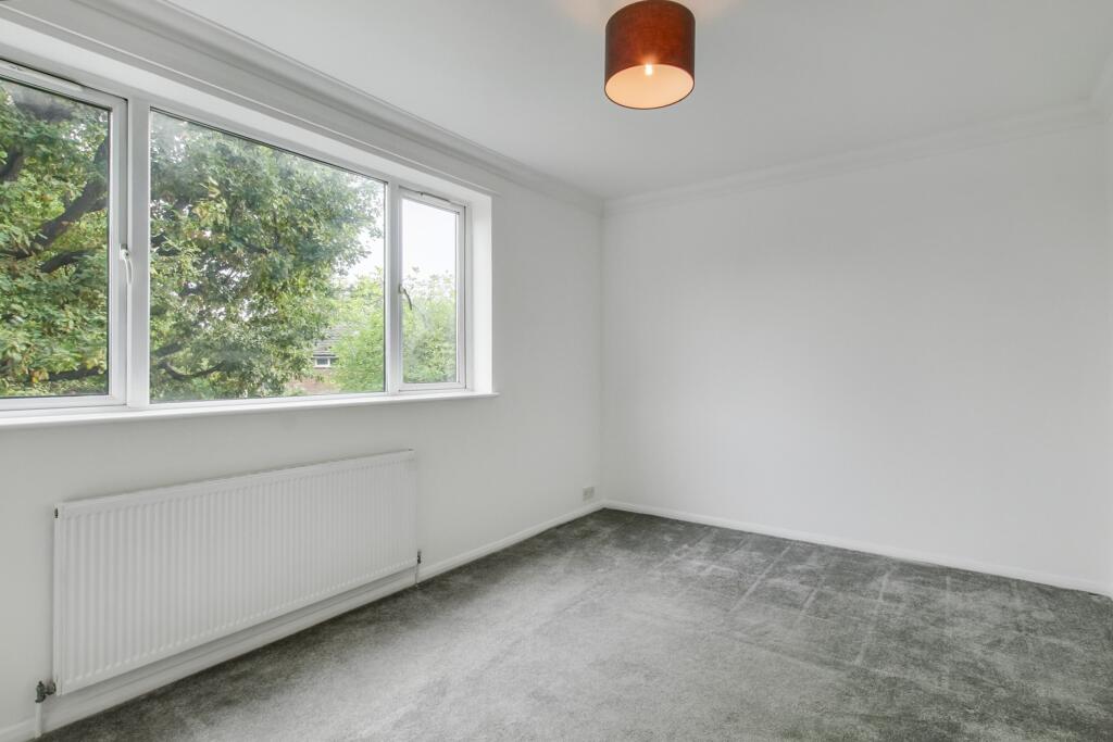 10.BEDROOM.jpg