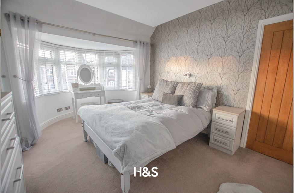 60 lulworth road - bedroom.jpg