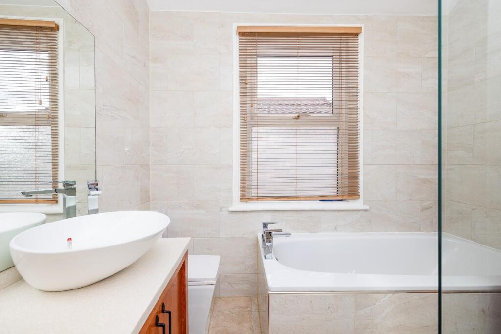 014A5329 16.13.52.jpg