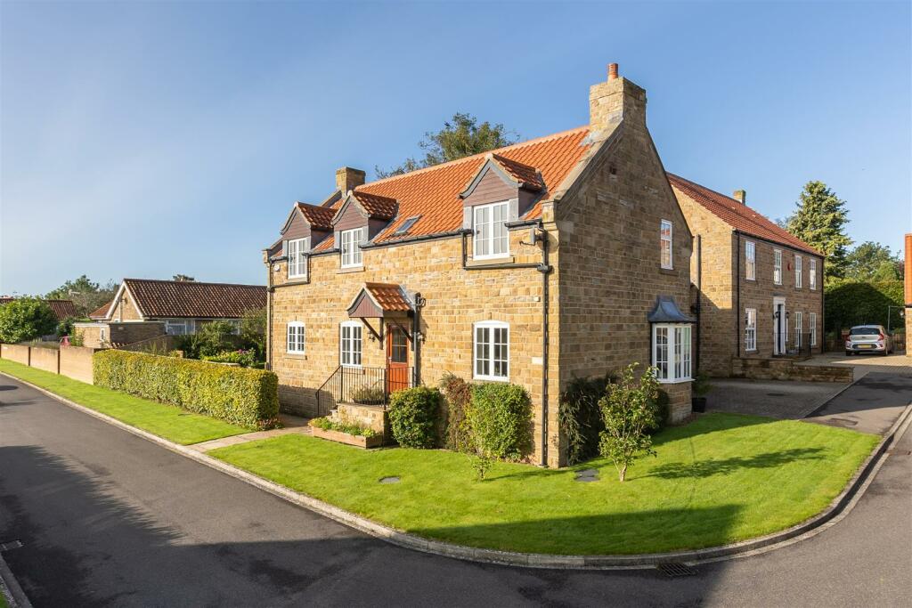Thornton View 8 External-1.jpg