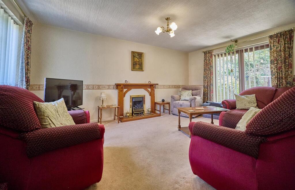 Front Lounge