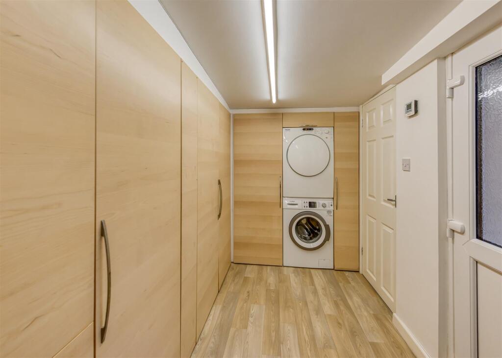 2 Glendale Drive-Utility.jpg