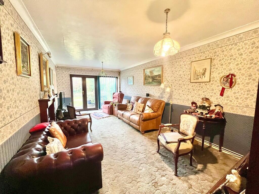 IMG-20250204-WA00...