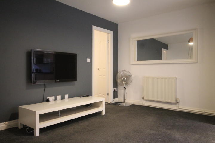 Photo 01
